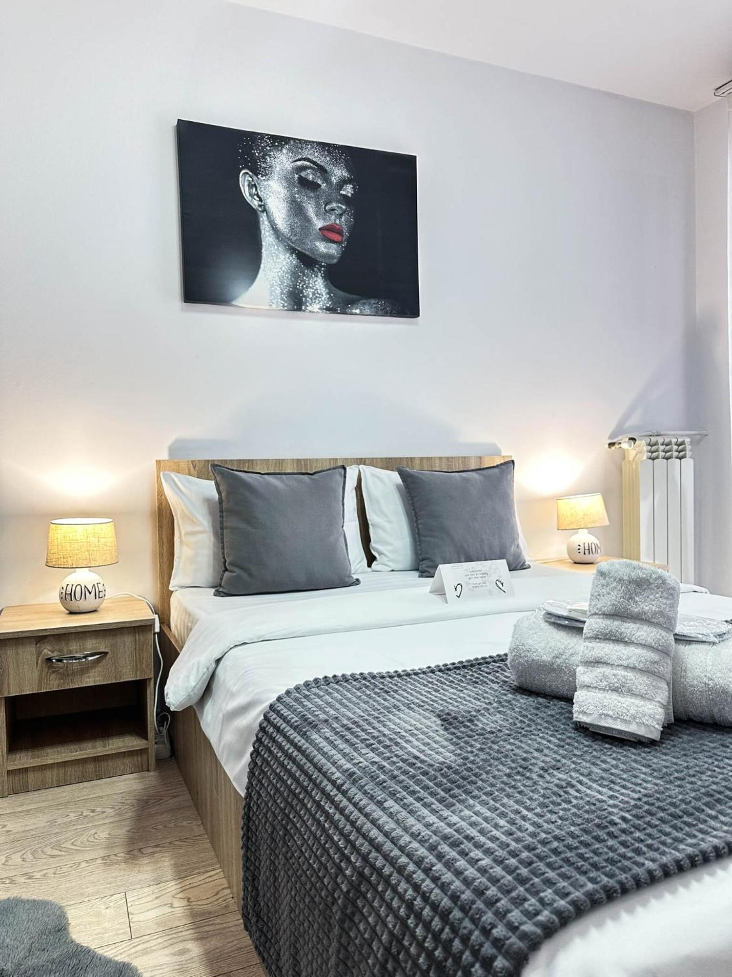 Apartament Sunrise Center Bucureşti