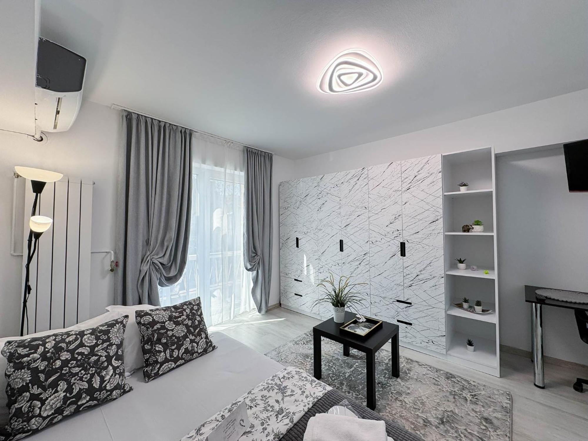 Sunrise Center Apartment Bucharest